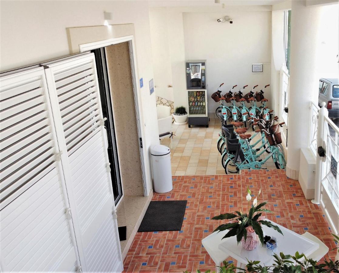 Kalinifta Rooms Apartment Torre Lapillo Kültér fotó