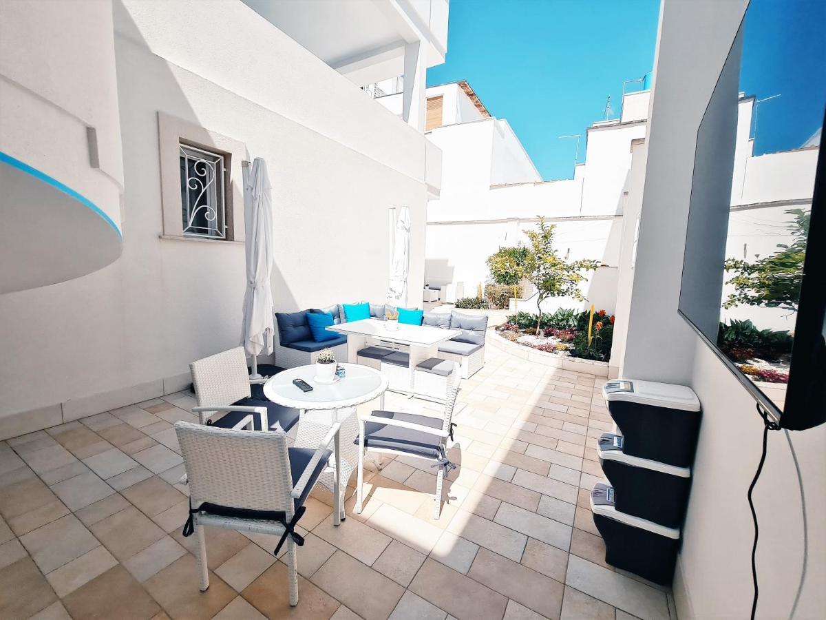 Kalinifta Rooms Apartment Torre Lapillo Kültér fotó