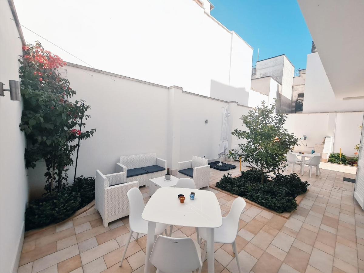 Kalinifta Rooms Apartment Torre Lapillo Kültér fotó