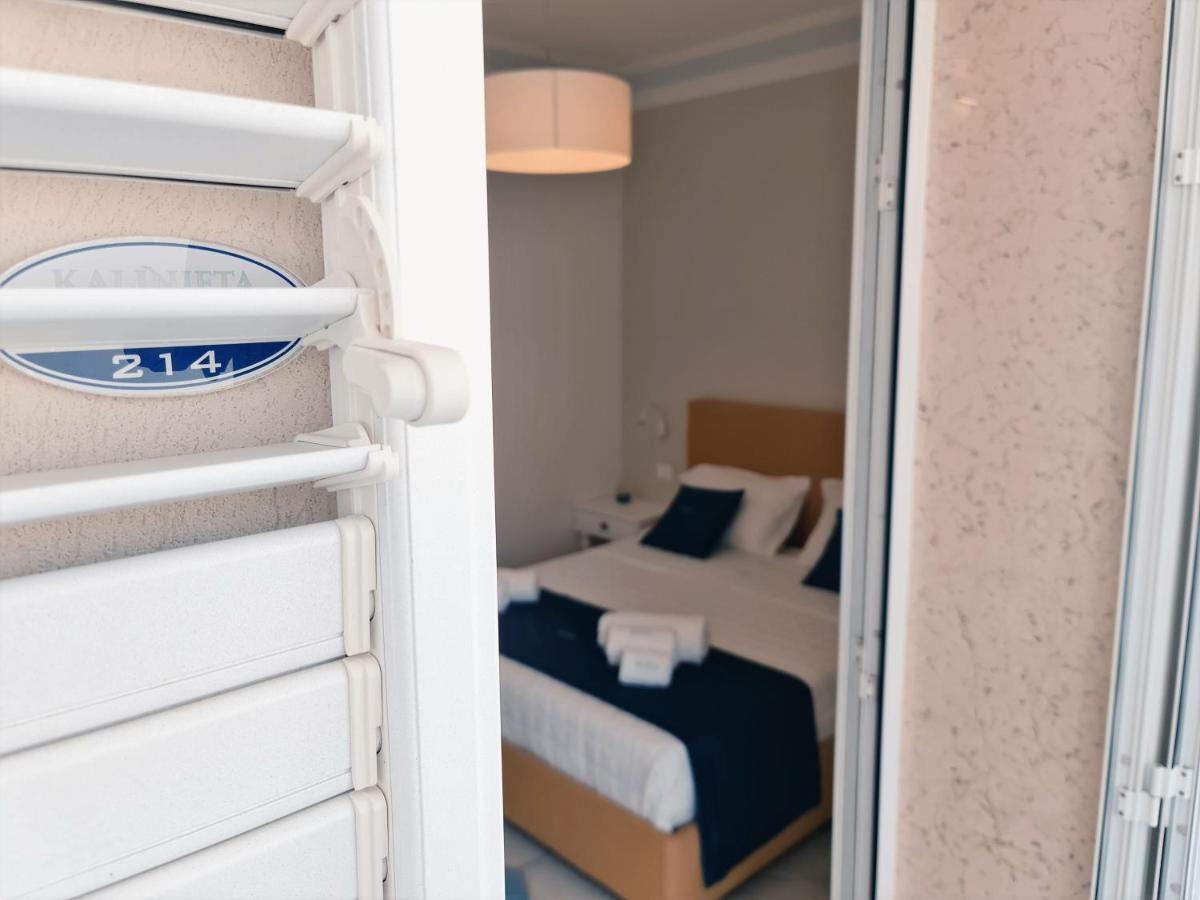 Kalinifta Rooms Apartment Torre Lapillo Kültér fotó