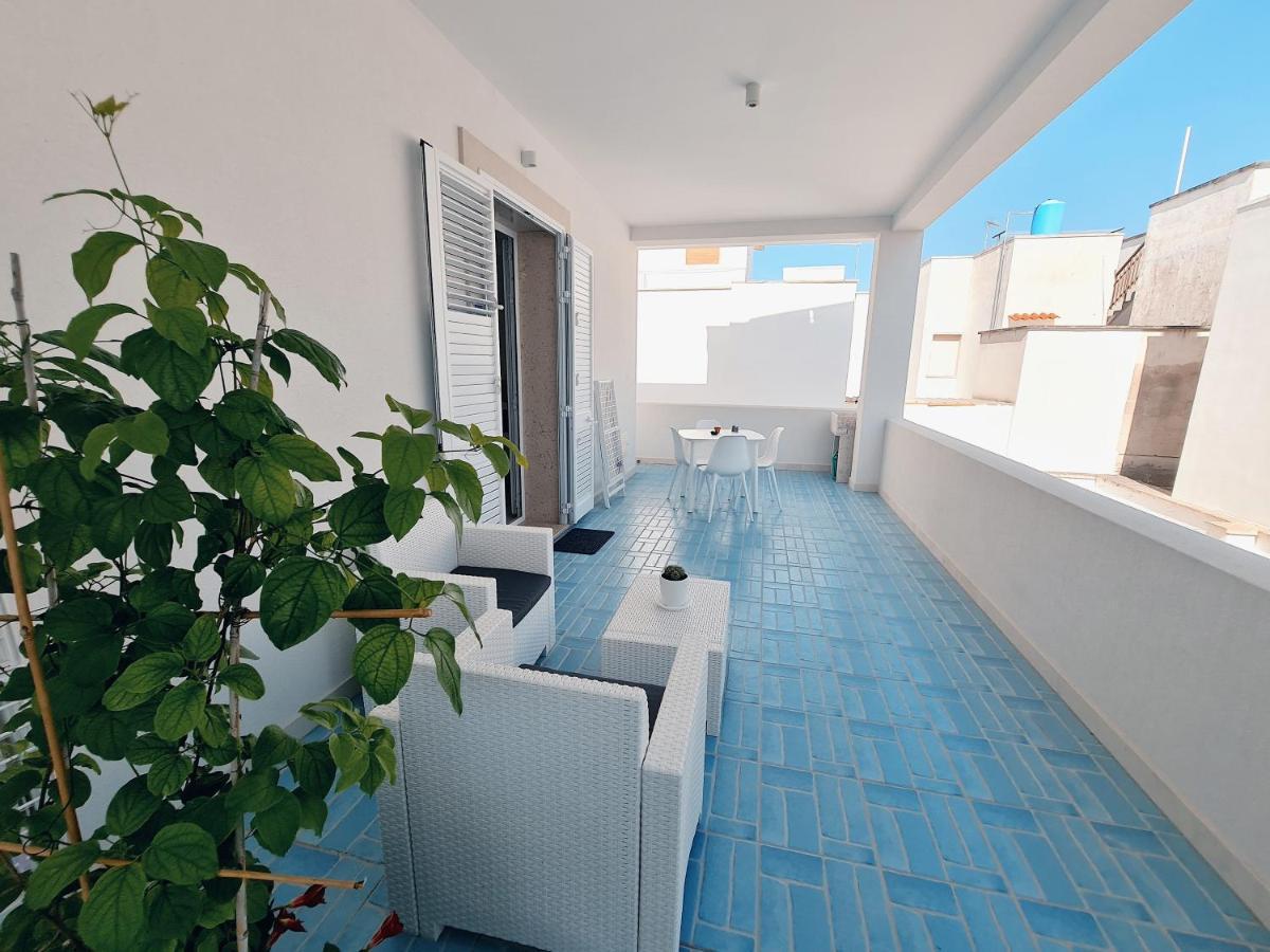 Kalinifta Rooms Apartment Torre Lapillo Kültér fotó