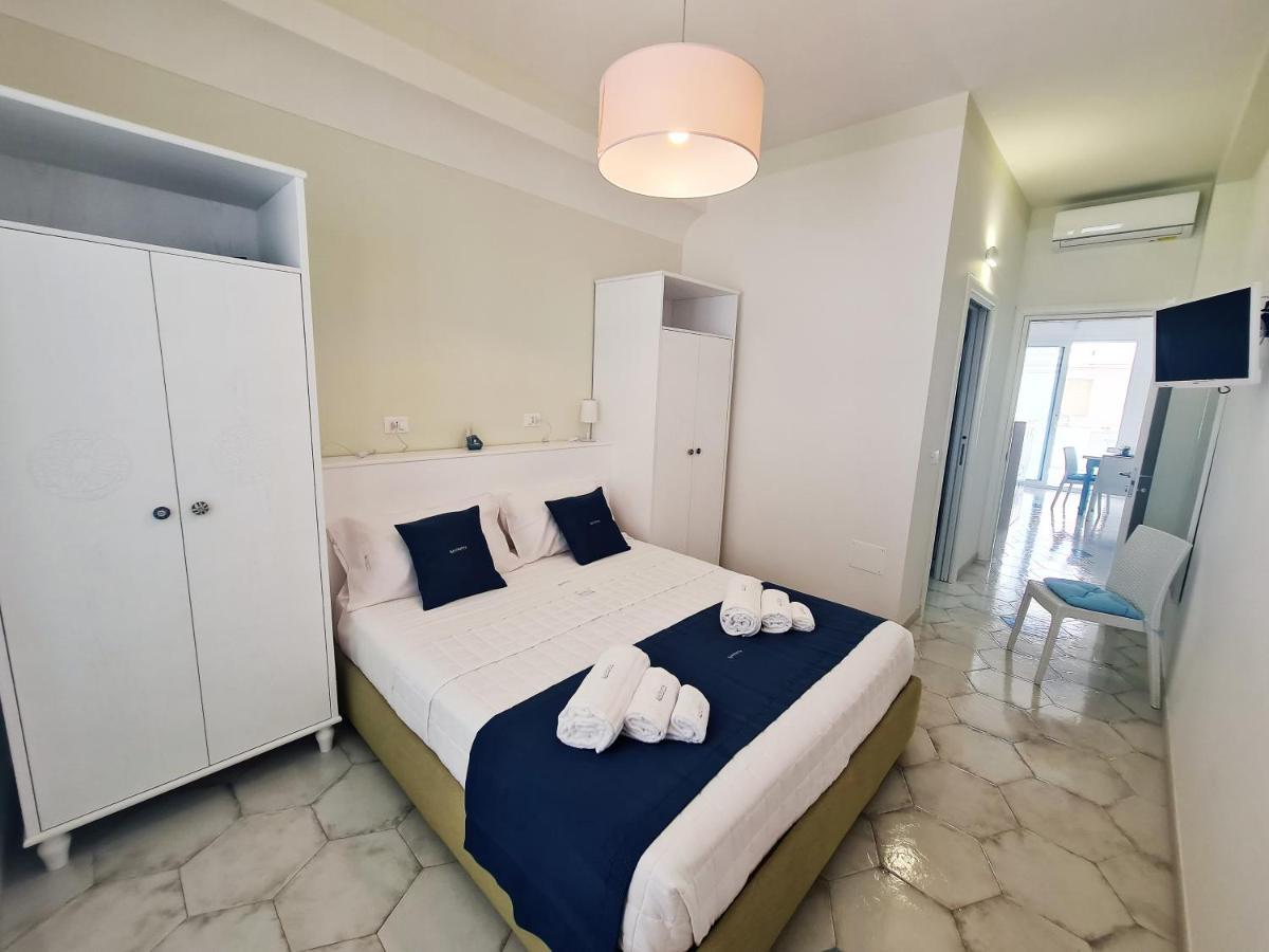 Kalinifta Rooms Apartment Torre Lapillo Kültér fotó
