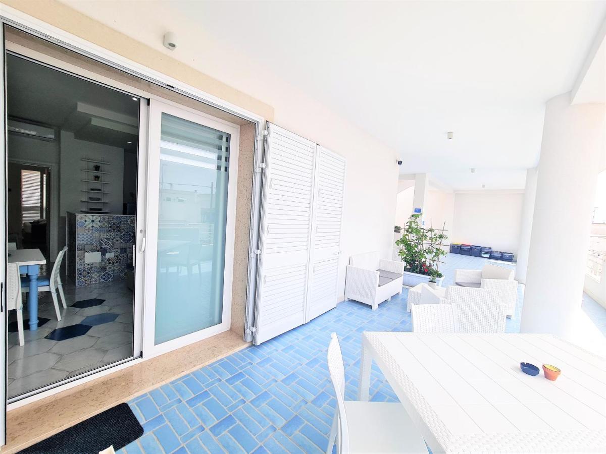 Kalinifta Rooms Apartment Torre Lapillo Kültér fotó