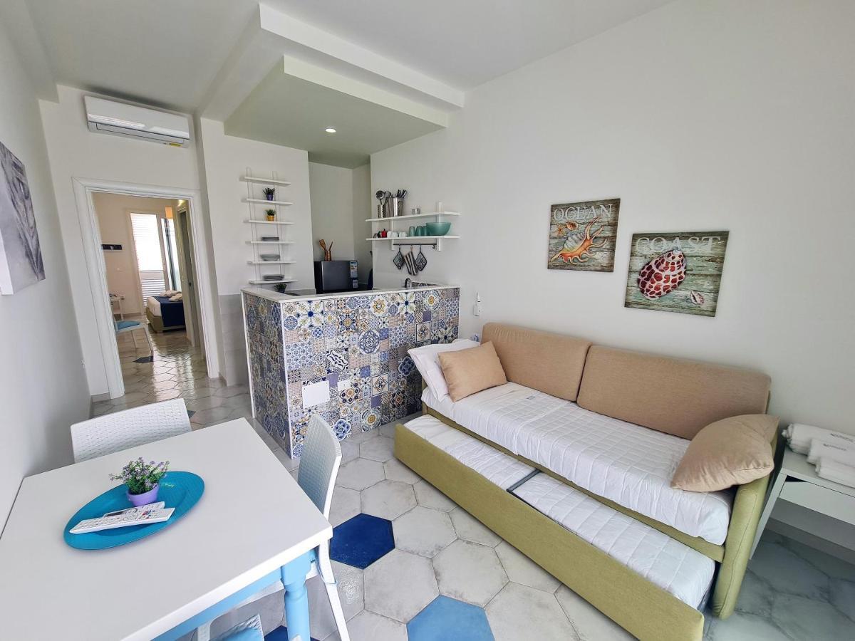 Kalinifta Rooms Apartment Torre Lapillo Kültér fotó
