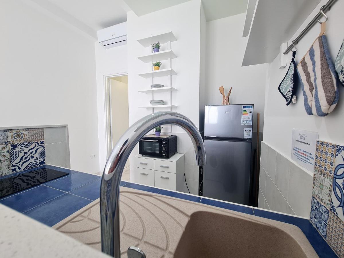 Kalinifta Rooms Apartment Torre Lapillo Kültér fotó