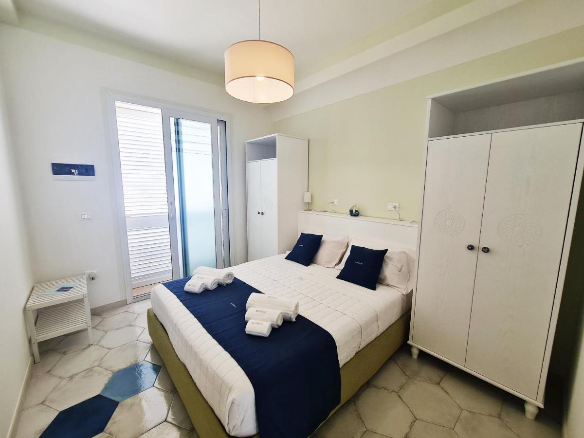 Kalinifta Rooms Apartment Torre Lapillo Kültér fotó